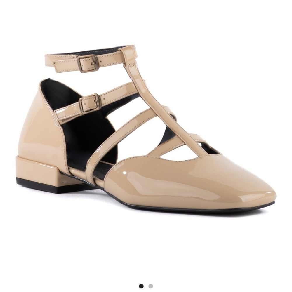 Seychelles: kissing Booth Strappy Flat